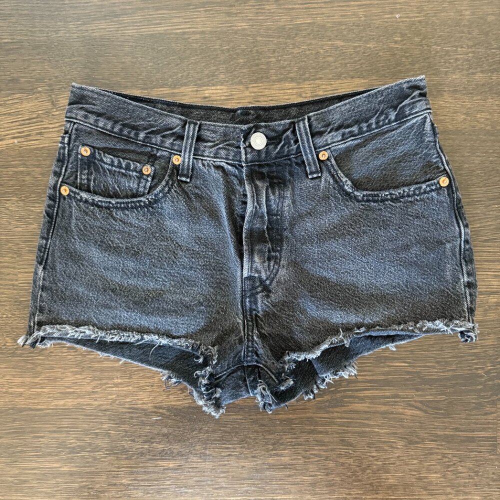 Levi's Women's 501 Original Shorts (Size 27)